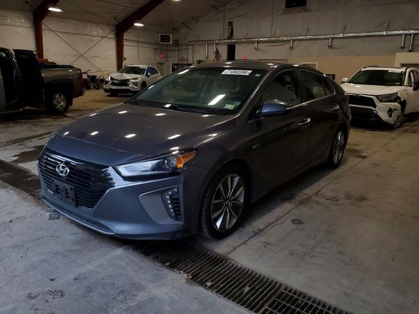 2017 HYUNDAI IONIQ — DSFA — Front 3/4