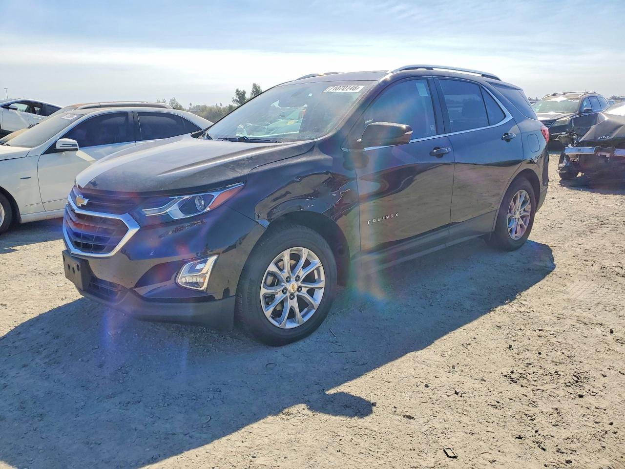 2018 CHEVROLET EQUINOX LT (1LT) — Front 3/4