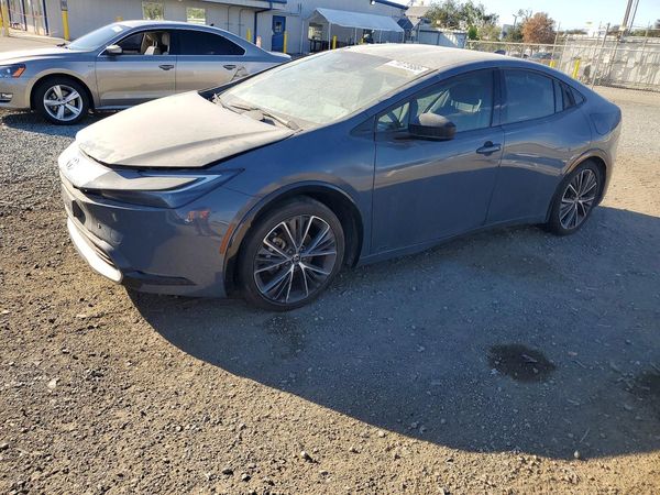 2024 TOYOTA PRIUS — Front 3/4