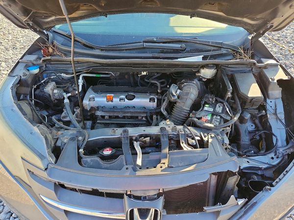 2012 HONDA CRV EX-L — Engine bay