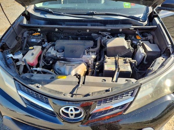 2014 TOYOTA RAV4 Standard — Engine bay