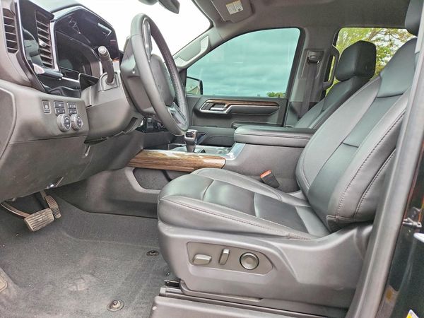 2023 CHEVROLET SILVERADO RST — DENT