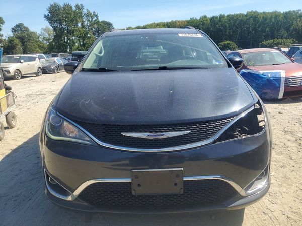 2019 CHRYSLER PACIFICA Touring Plus — DIRF