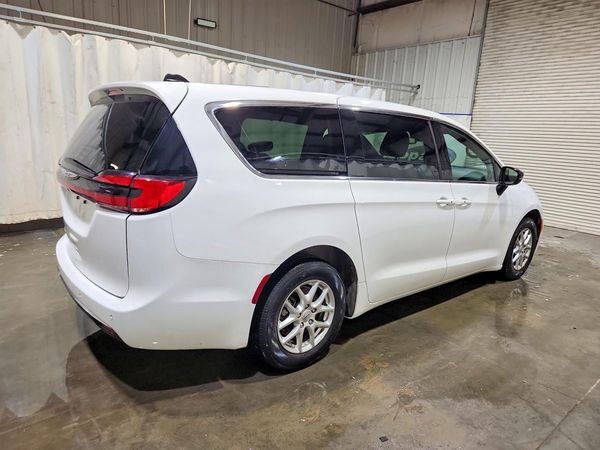 2025 CHRYSLER PACIFICA Select — PSRA