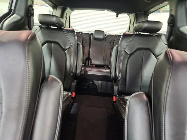 2025 CHRYSLER PACIFICA Select — SUVN