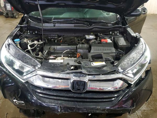 2018 HONDA CRV LX — Engine bay