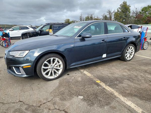 2019 AUDI A4 quattro Premium — Front 3/4