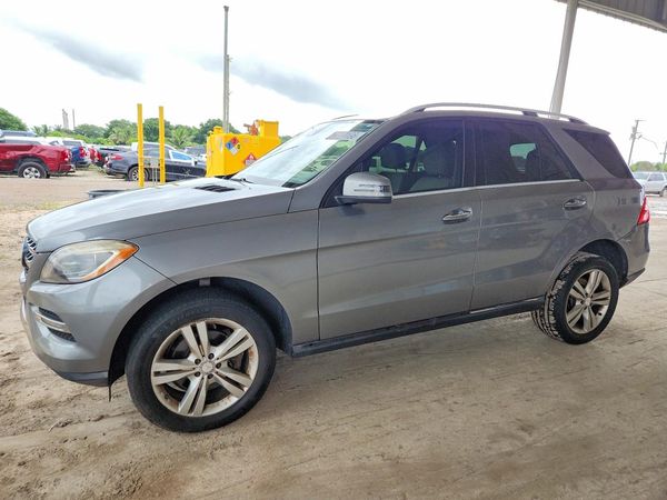2013 MERCEDES-BENZ M-CLASS ML350 4-MATIC — Front 3/4
