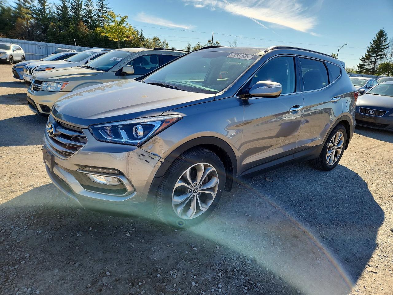 2017 HYUNDAI SANTA FE — Front 3/4