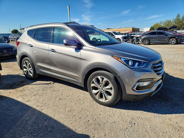 2017 HYUNDAI SANTA FE — Passenger 3/4