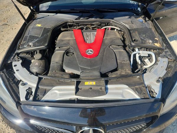 2016 MERCEDES-BENZ C C450-4M Sport AMG — Engine bay