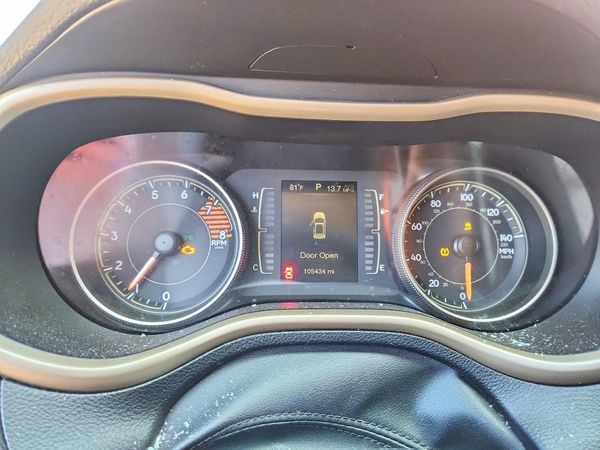 2016 JEEP CHEROKEE Sport — ODOM