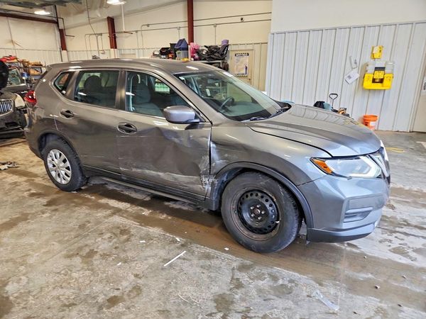 2018 NISSAN ROGUE — Passenger 3/4