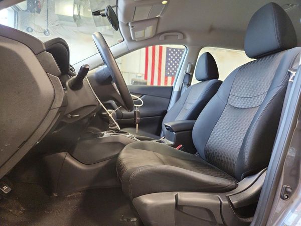 2018 NISSAN ROGUE — DENT