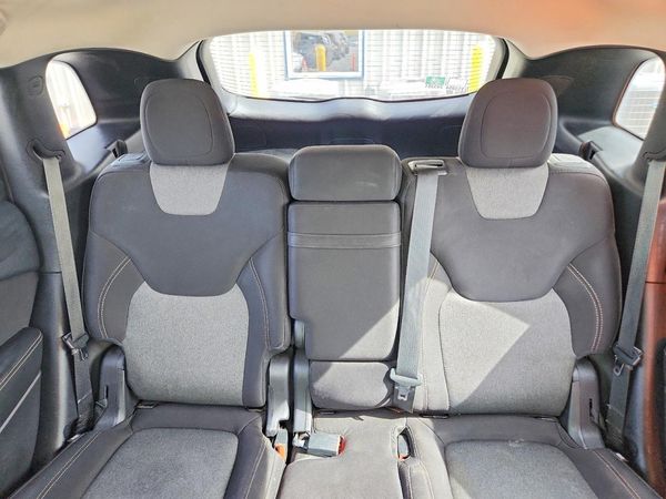 2015 JEEP CHEROKEE Sport — SUVN