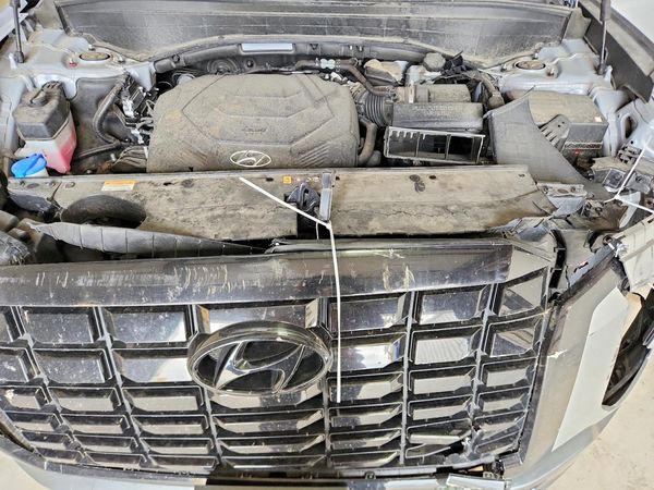 2025 HYUNDAI PALISADE SEL — Engine bay