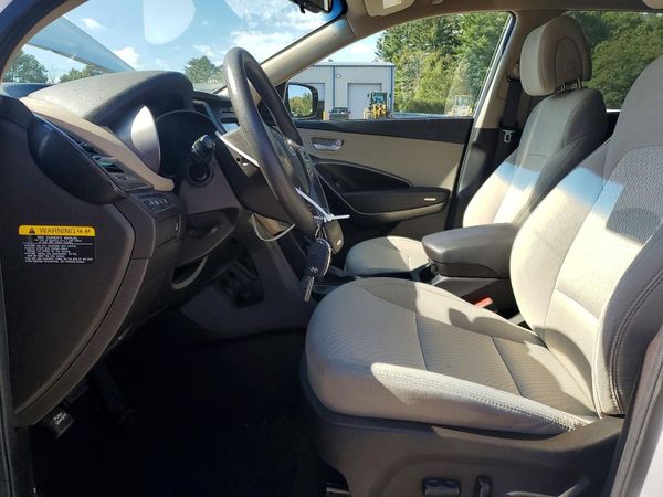 2017 HYUNDAI SANTA FE — DENT