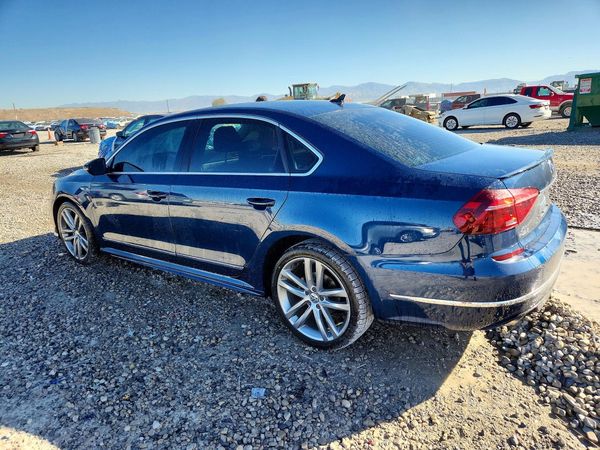 2019 VOLKSWAGEN PASSAT SE R-Line — DSRA