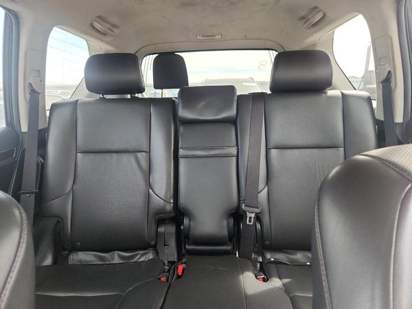 2016 LEXUS GX 460 — SUVN