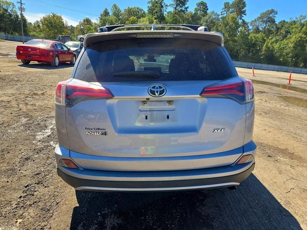2018 TOYOTA RAV4 Adventure/XLE — DIRR