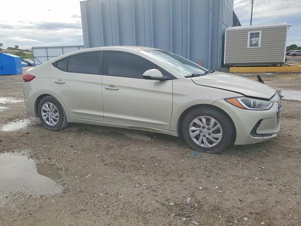 2017 HYUNDAI ELANTRA SE Base — Passenger 3/4