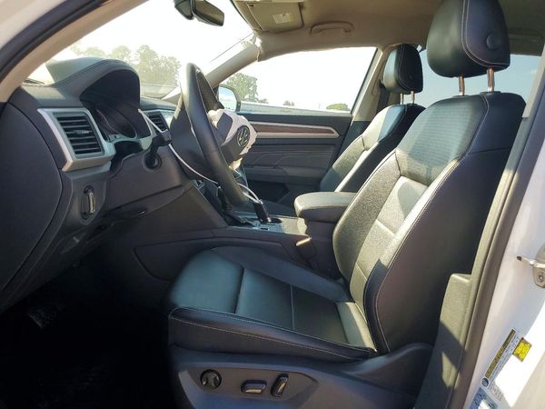 2021 VOLKSWAGEN ATLAS SE w/ Tech — DENT