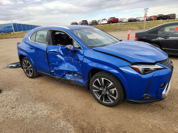 2024 LEXUS UX 250h Luxury — Passenger 3/4