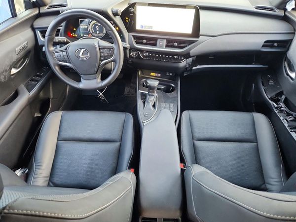 2024 LEXUS UX 250h Luxury — CKPT