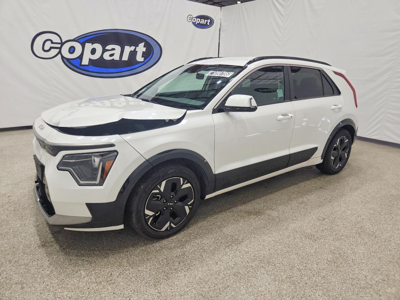 2023 KIA NIRO Wind — Front 3/4
