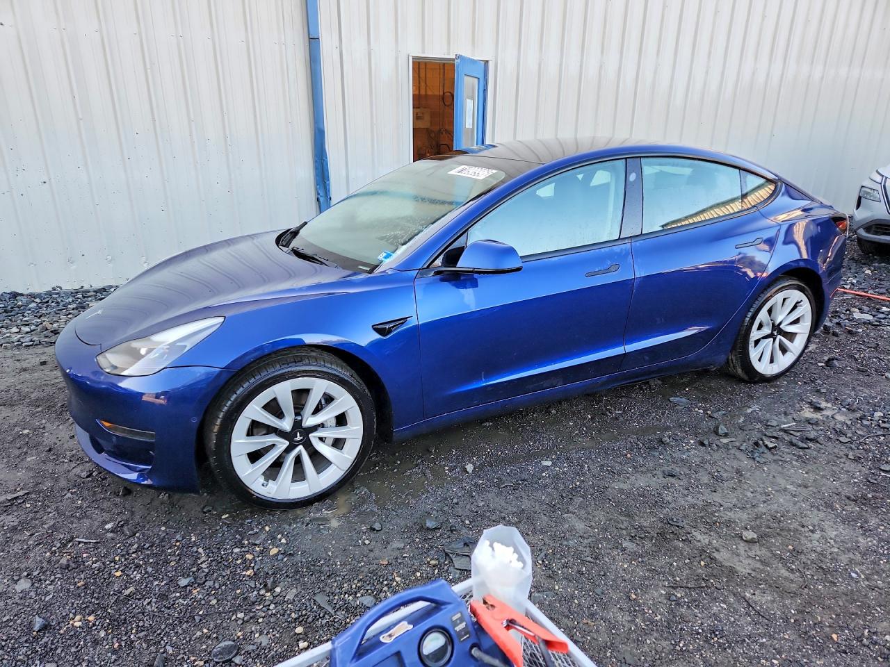 2022 TESLA MODEL 3 — Front 3/4