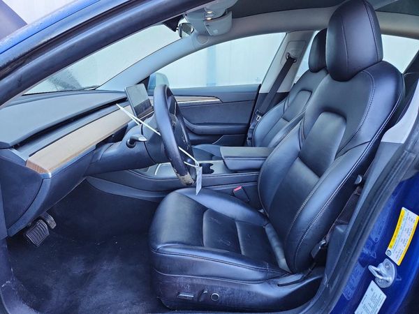 2022 TESLA MODEL 3 — DENT