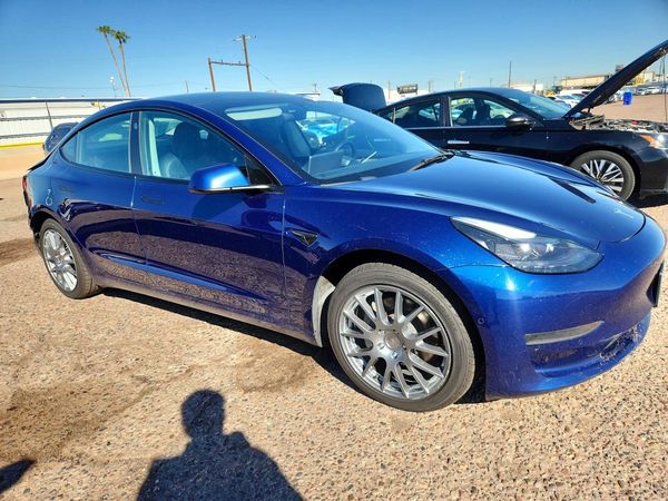 2022 TESLA MODEL 3 — Passenger 3/4
