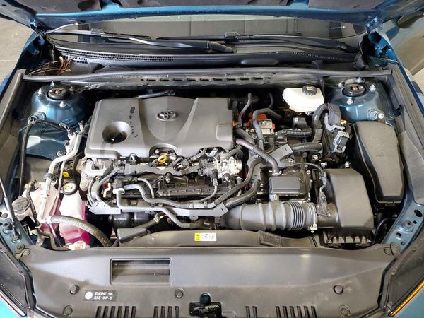 2025 TOYOTA CAMRY — Engine bay