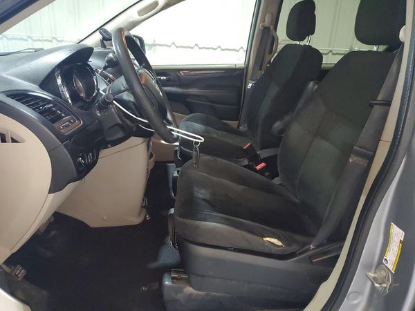 2019 DODGE GRAND CARAVAN SE — DENT