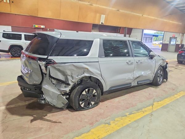 2027 KIA CARNIVAL LXS — PSRA