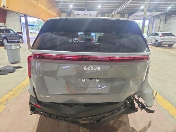 2027 KIA CARNIVAL LXS — DIRR
