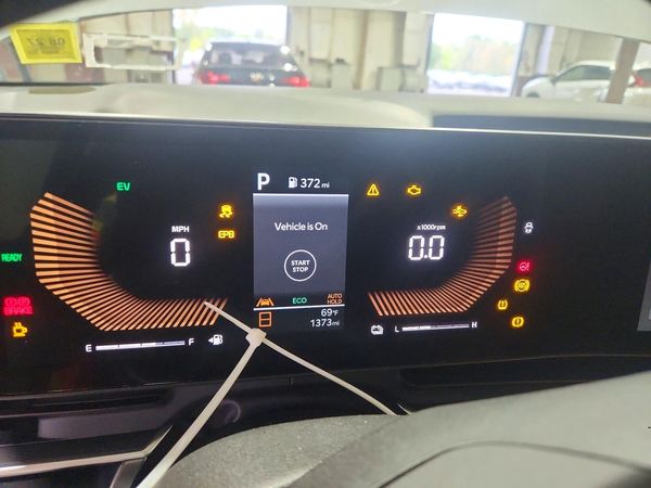 2027 KIA CARNIVAL LXS — ODOM