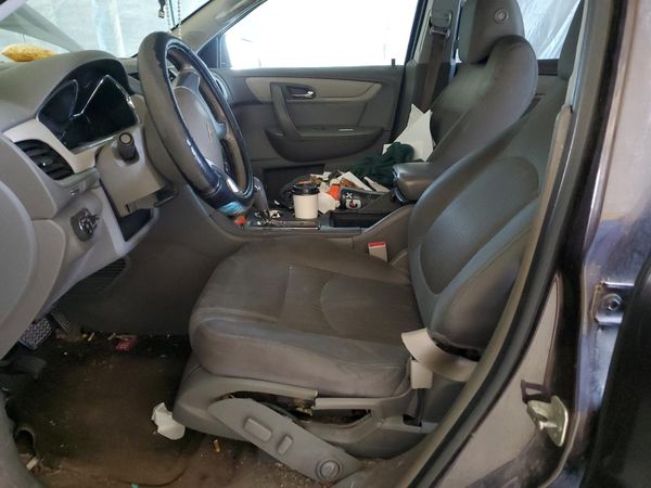 2015 CHEVROLET TRAVERSE 1LT — DENT