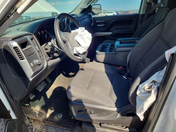 2017 CHEVROLET SILVERADO LT — DENT