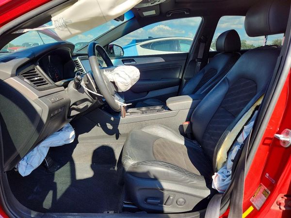 2018 HYUNDAI SONATA — DENT