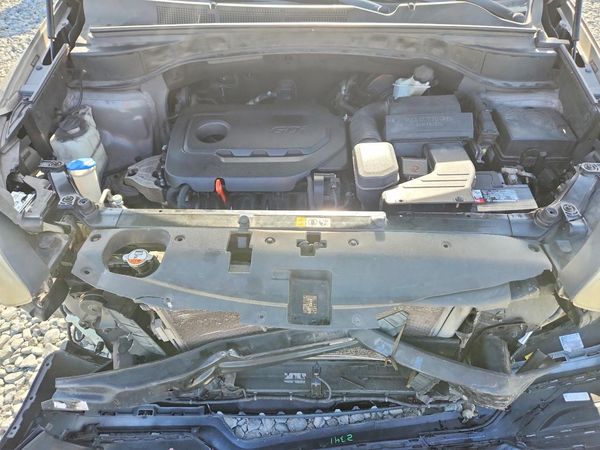 2018 HYUNDAI SANTA FE Sport Base — Engine bay