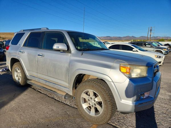 2013 TOYOTA 4RUNNER — Passenger 3/4