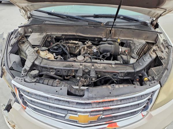 2015 CHEVROLET TRAVERSE 1LT — Engine bay