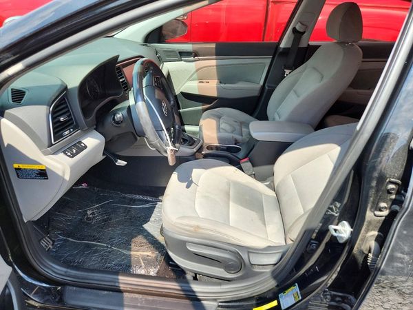 2018 HYUNDAI ELANTRA — DENT