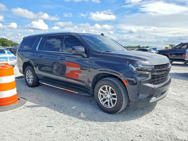 2022 CHEVROLET SUBURBAN LT — Passenger 3/4