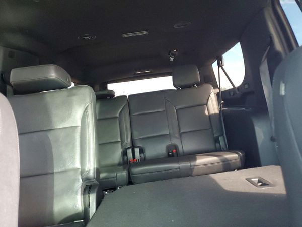 2022 CHEVROLET SUBURBAN LT — SUVN