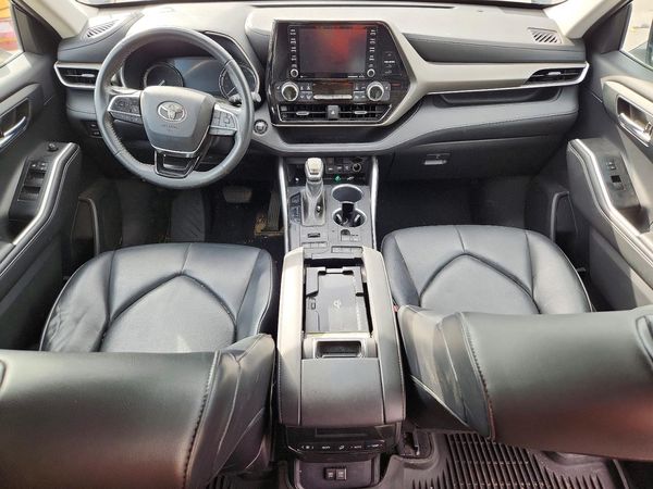 2021 TOYOTA HIGHLANDER XLE — CKPT