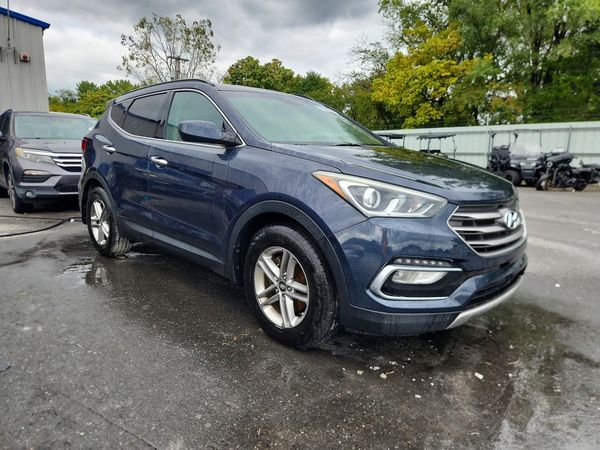 2017 HYUNDAI SANTA FE — Passenger 3/4