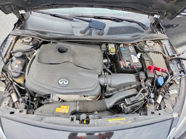 2019 INFINITI QX30 — Engine bay