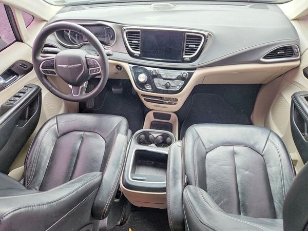 2022 CHRYSLER PACIFICA Touring L — CKPT